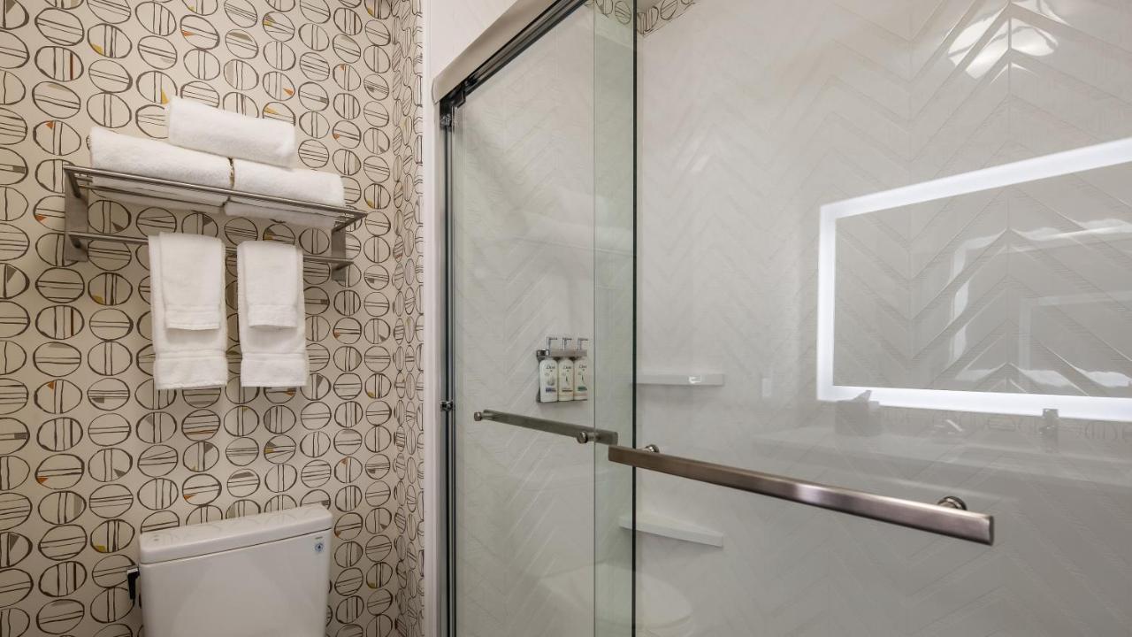 Holiday Inn - Clarksville Northeast By Ihg Экстерьер фото